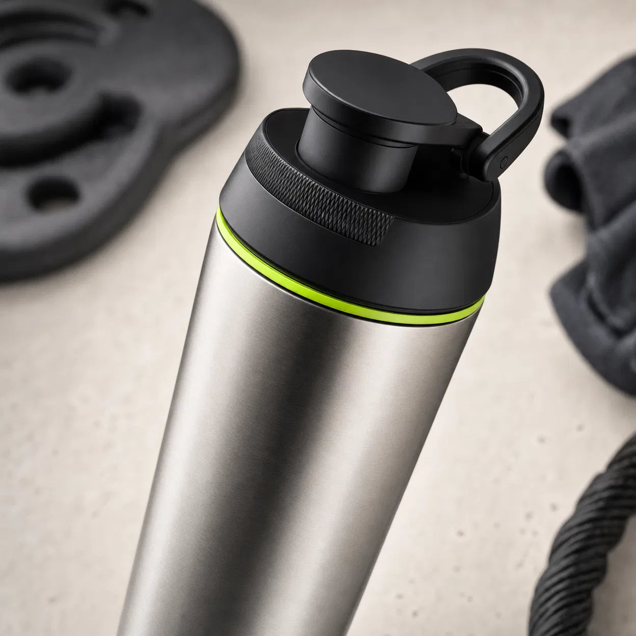 FitDock SteelCore Shaker